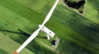 ecol-wymiany-olejow-w-turbinach-wiatrowych-miniatura